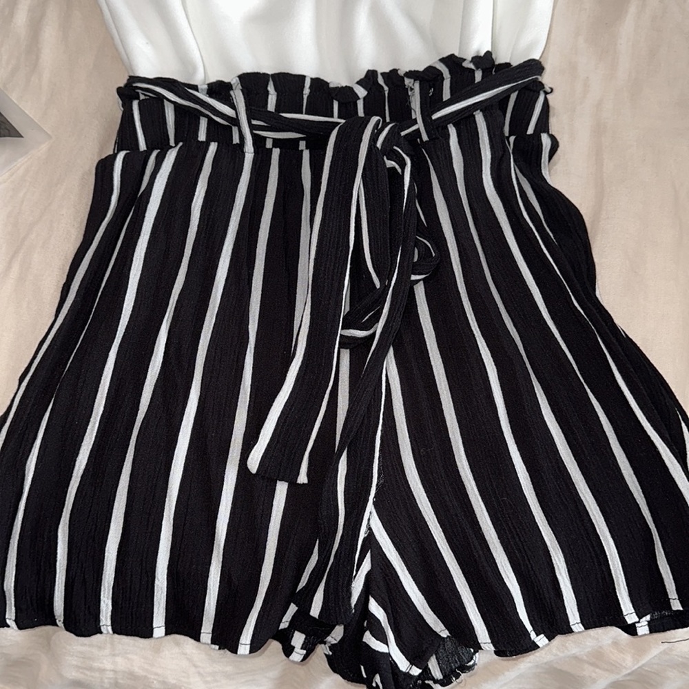 Romper - Picture 2 of 3